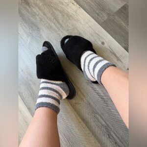 Fuzzy Stripe Cozy Socks Over Ankle Grip Bottom Punk Gray